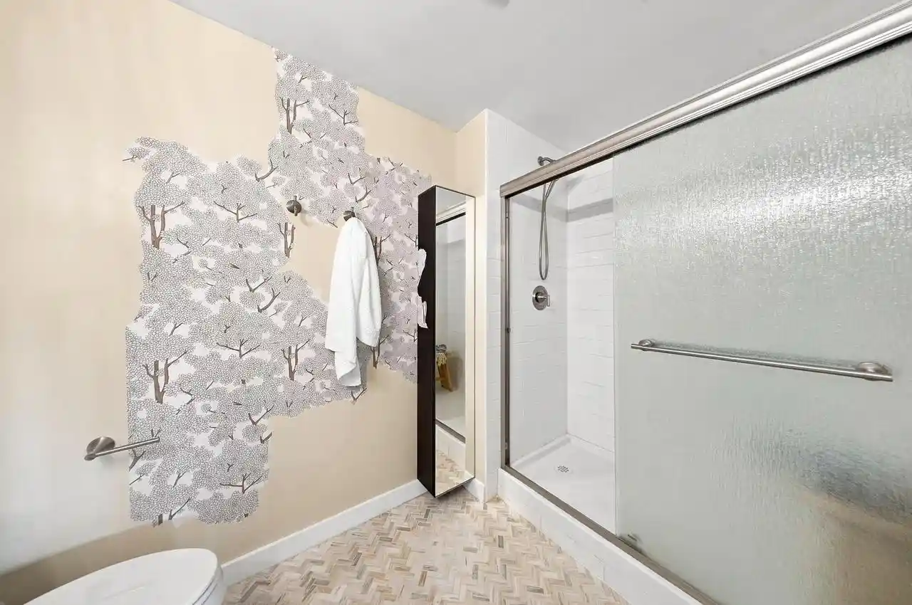 Photo 3 of Condo for sale at 1541 N Jefferson Street Street #201, Milwaukee, WI 53202 | MLS# 1977167 | Listing updated on 2026-08-31
