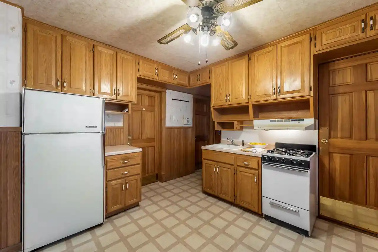 Photo 2 of Single family home for sale at 1218 S 64th Street Street, West Allis, WI 53214 | MLS# 1977172 | Listing updated on 2026-09-01