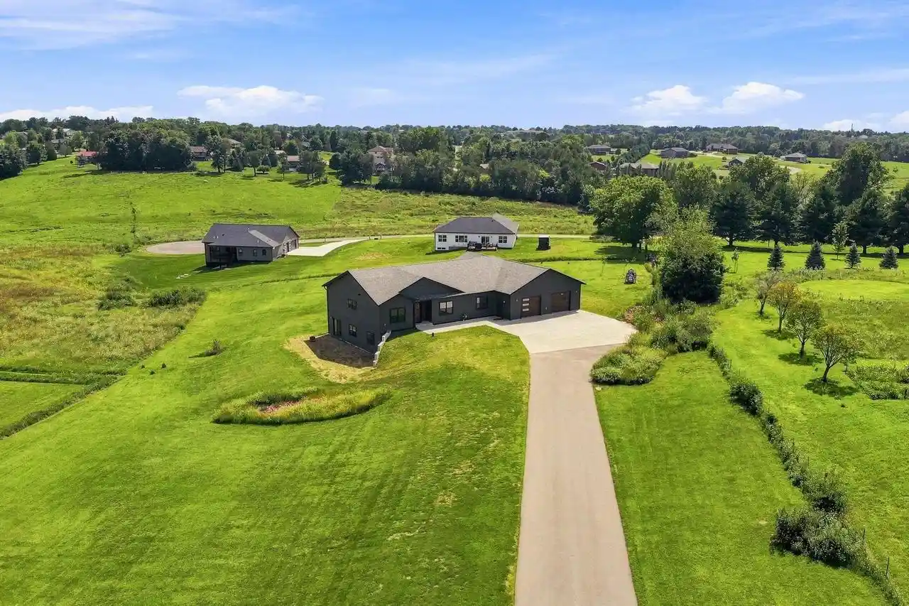 1st image of 1095 Walnut Dell Road Road, Platteville, WI 53818 | MLS# 2030983