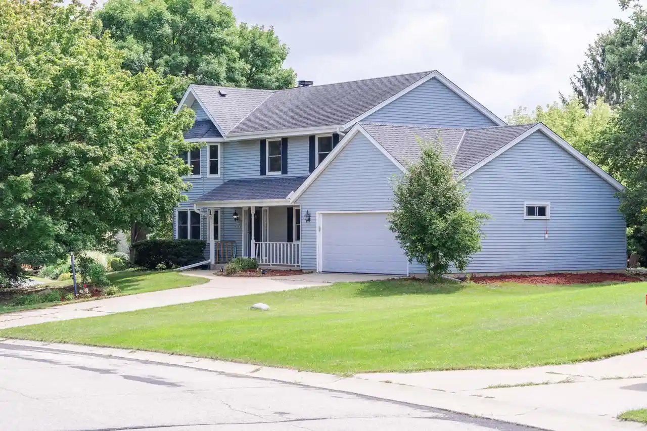 1st image of N102w15801 Flintlock Trail Trail, Germantown, WI 53022 | MLS# 1977175