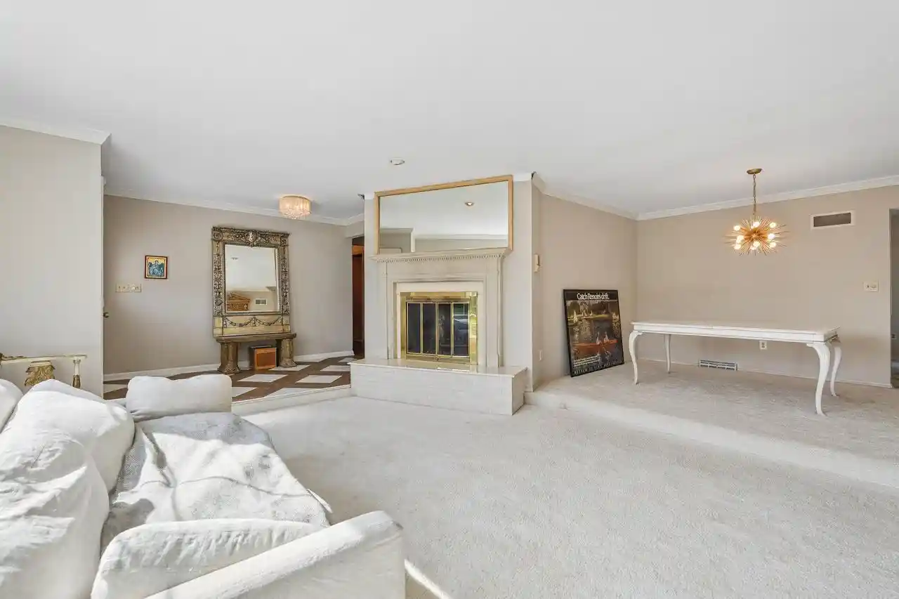 Photo 3 of Single family home for sale at 2135 Michelle Dr Dr, Brookfield, WI 53045 | MLS# 1977174 | Listing updated on 2026-09-25