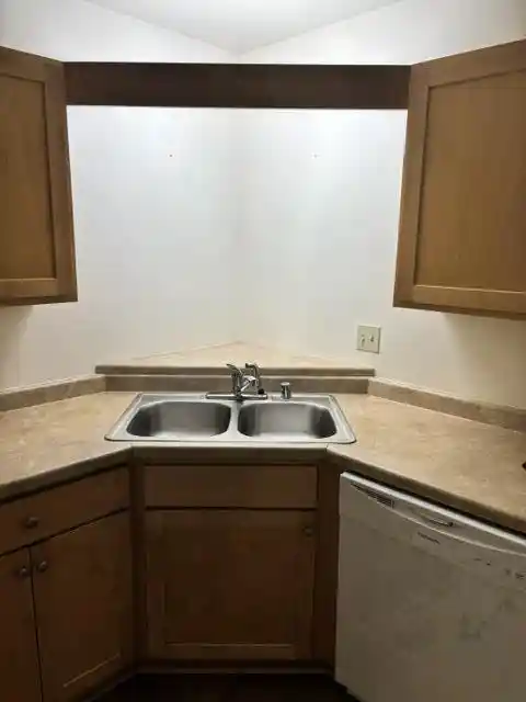 2nd image of 12765 W Hampton Avenue Avenue #118, Butler, WI 53007 | MLS# 1977183