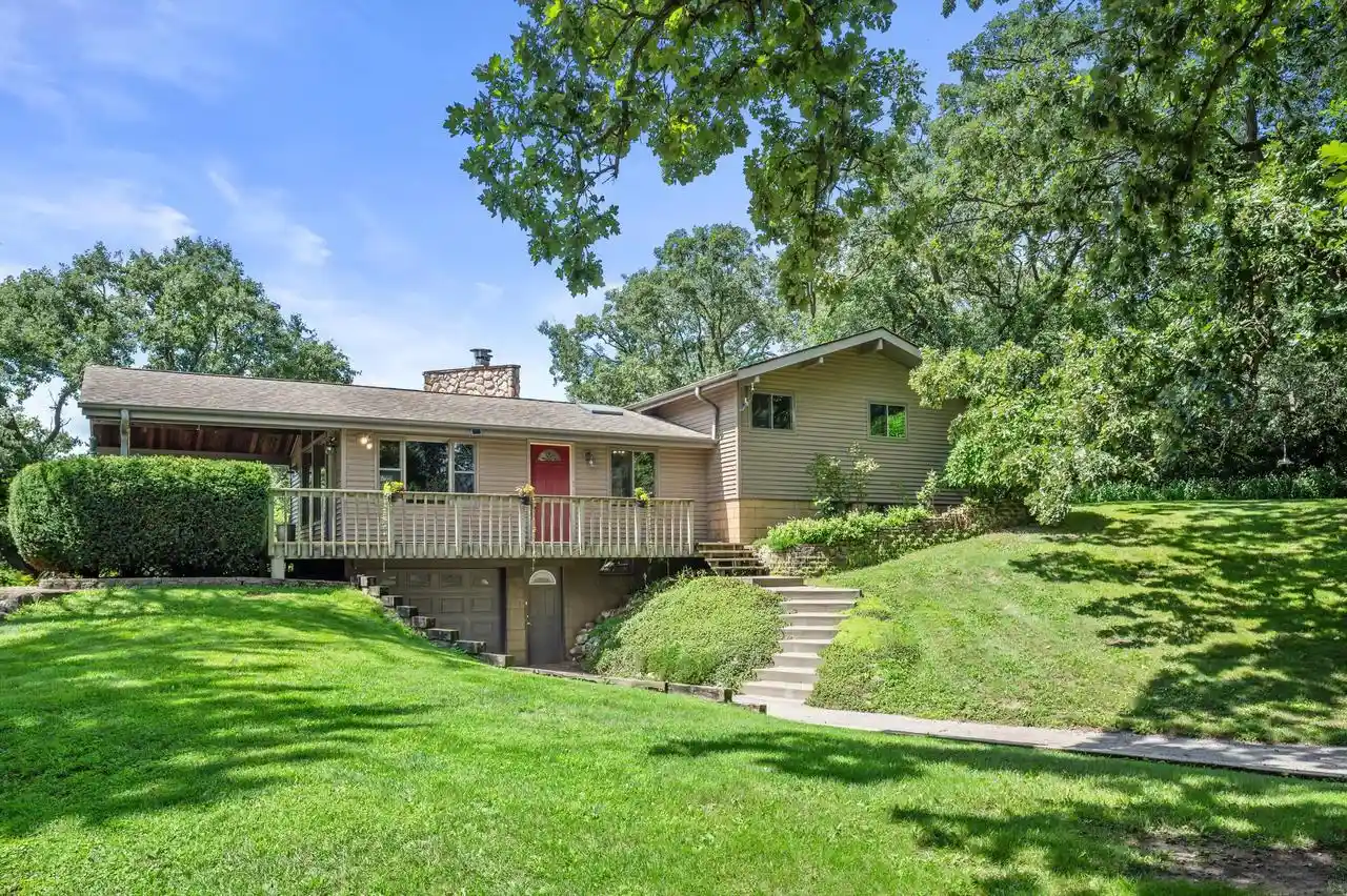 Photo 1 of Single family home for sale at 126 Oak Crest Dr Dr, Wales, WI 53183 | MLS# 1977186 | Listing updated on 2026-09-27