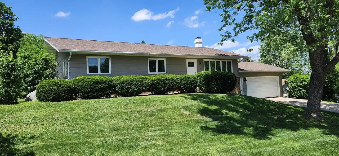 Photo 1 of Single family home for sale at 1707 Miller Road Road, Lake Geneva, WI 53147 | MLS# 1977190 | Listing updated on 2026-09-08