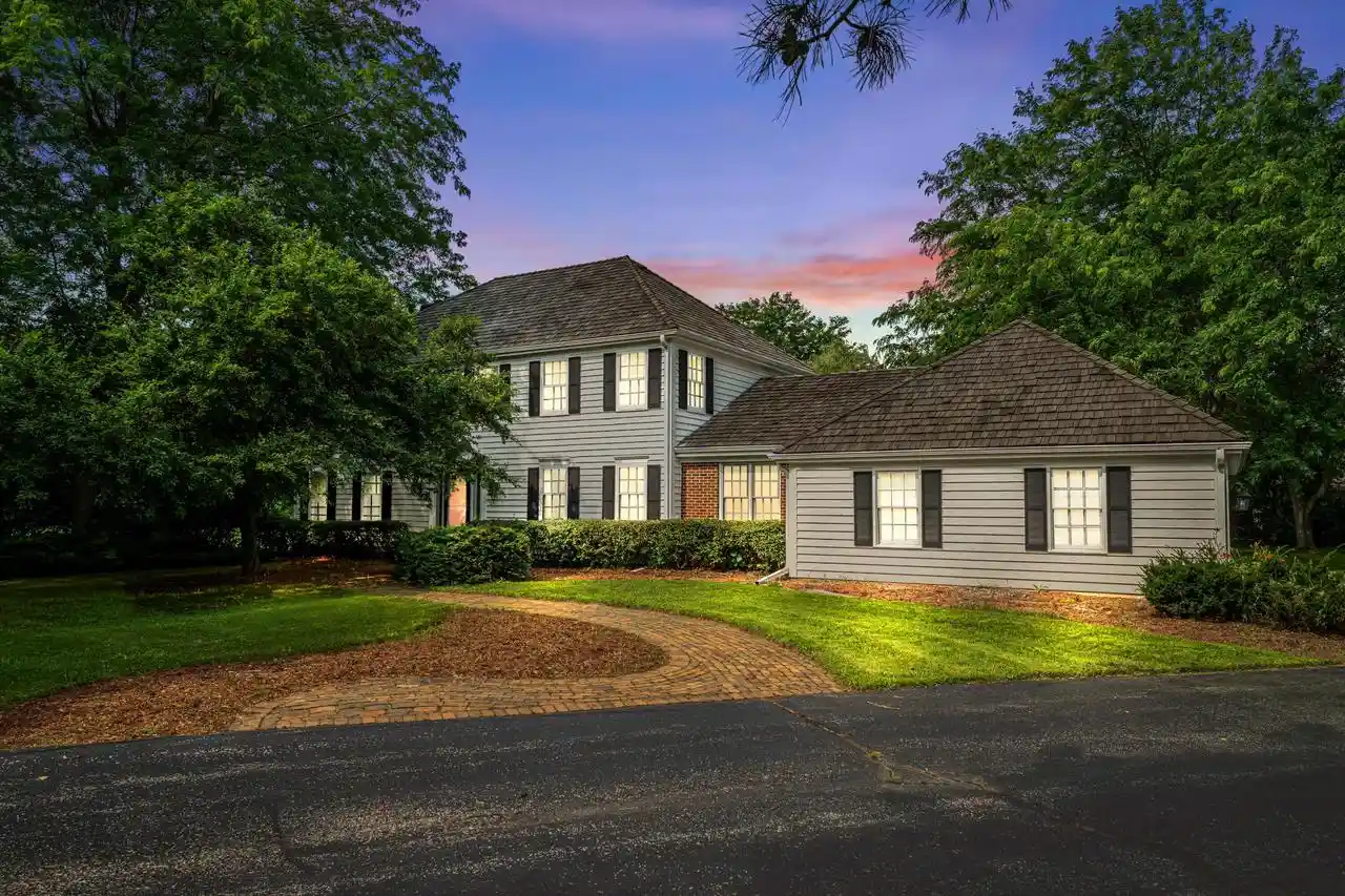 1st image of 11723 N Bridgewater Dr Dr, Mequon, WI 53092 | MLS# 1977192