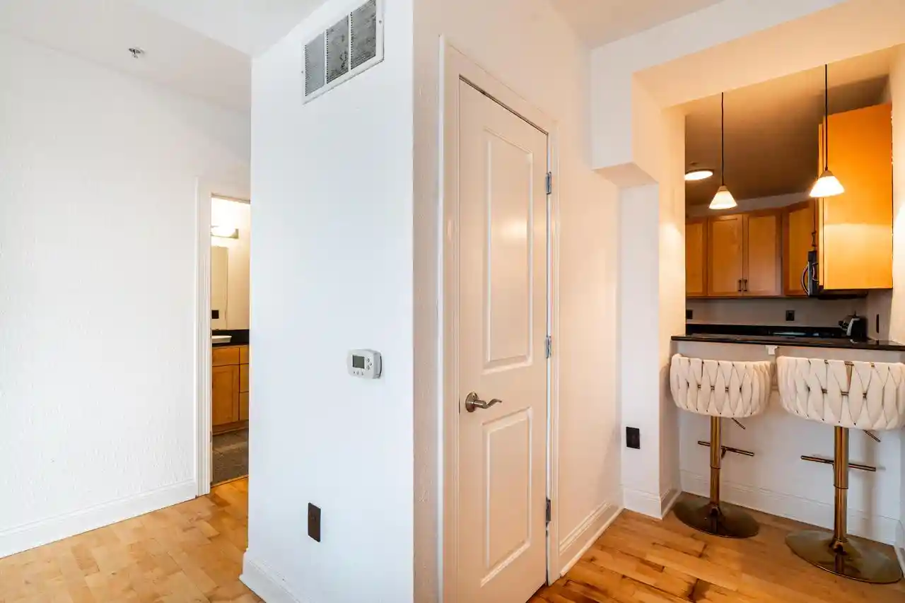 4th image of 606 W Wisconsin Avenue Avenue #501, Milwaukee, WI 53203 | MLS# 1977199
