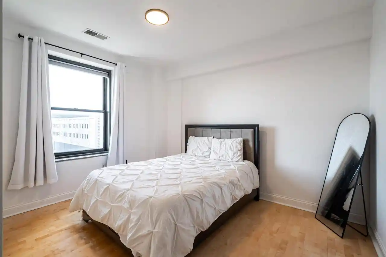 5th image of 606 W Wisconsin Avenue Avenue #501, Milwaukee, WI 53203 | MLS# 1977199