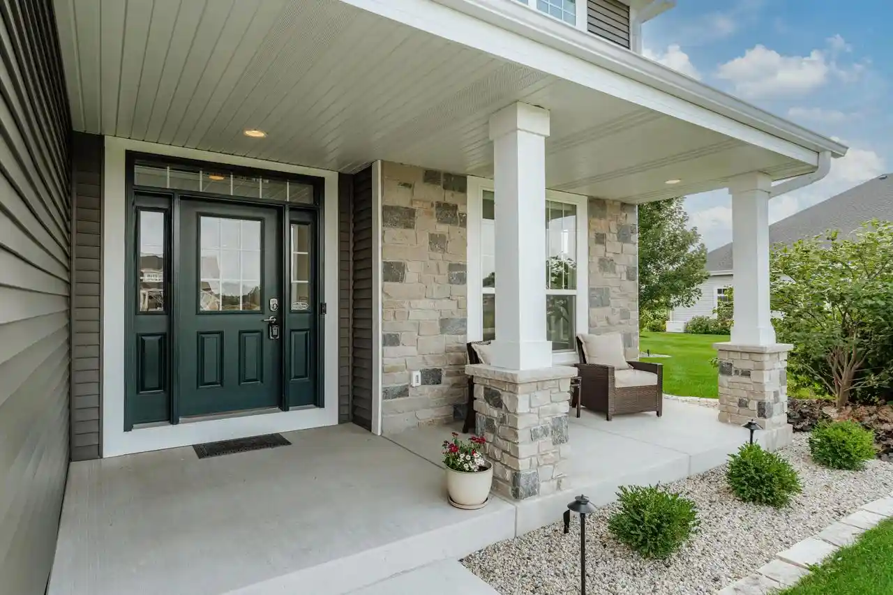 2nd image of N91w27745 N Red Fox Run Run, Hartland, WI 53029 | MLS# 1977197