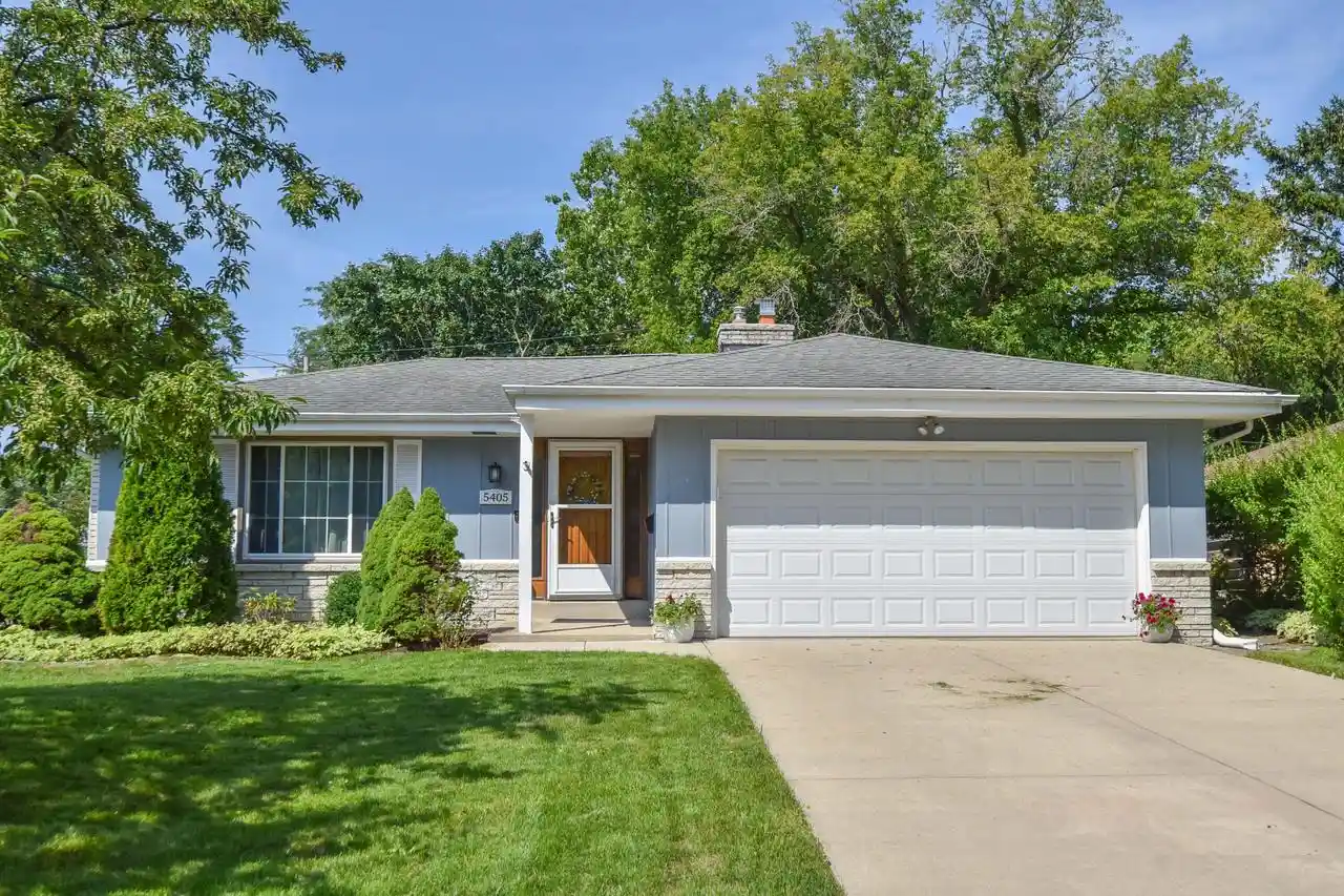 Photo 1 of Single family home for sale at 5405 N Shasta Dr Dr, Glendale, WI 53209 | MLS# 1977198 | Listing updated on 2026-09-09