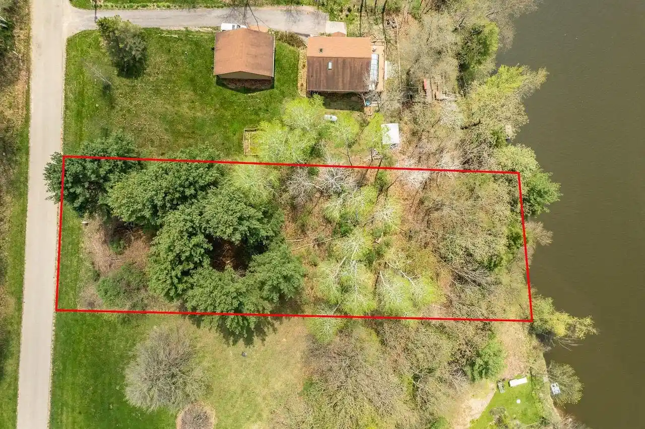 3rd image of Lots 35-36-37 Mockingbird Court Court, La Valle, WI 53941 | MLS# 2030990