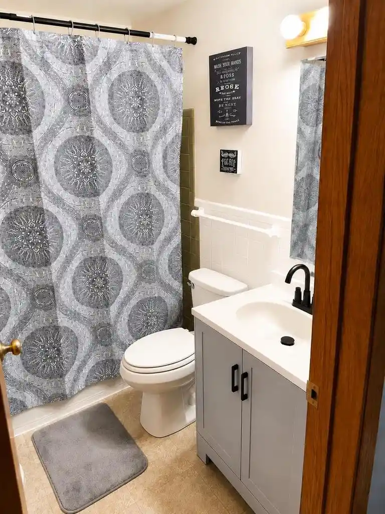 2nd image of 2329 Carling Dr Dr, Madison, WI 53711