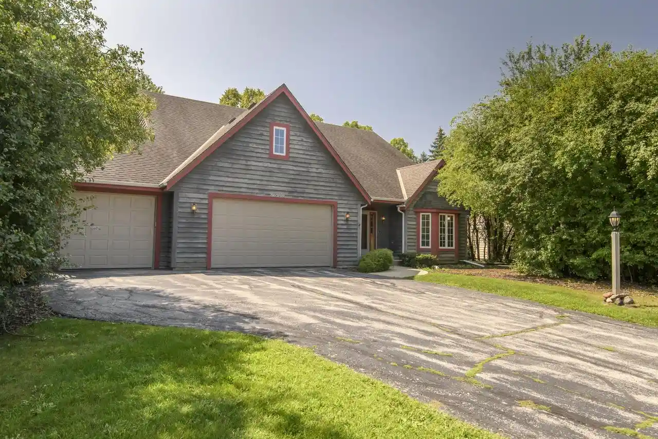 1st image of N52w14305 Thornhill Dr Dr, Menomonee Falls, WI 53051 | MLS# 1977212