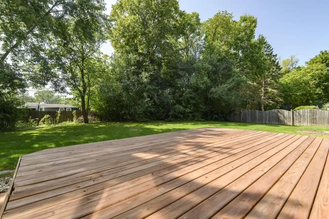 51st image of N52w14305 Thornhill Dr Dr, Menomonee Falls, WI 53051 | MLS# 1977212