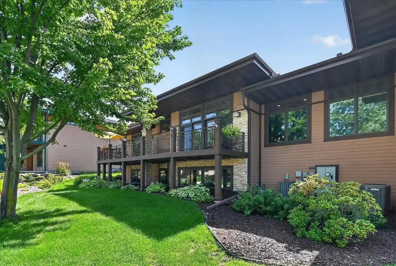 4th image of 9224 Crosswinds Lane Lane, Verona, WI 53593 | MLS# 2030999