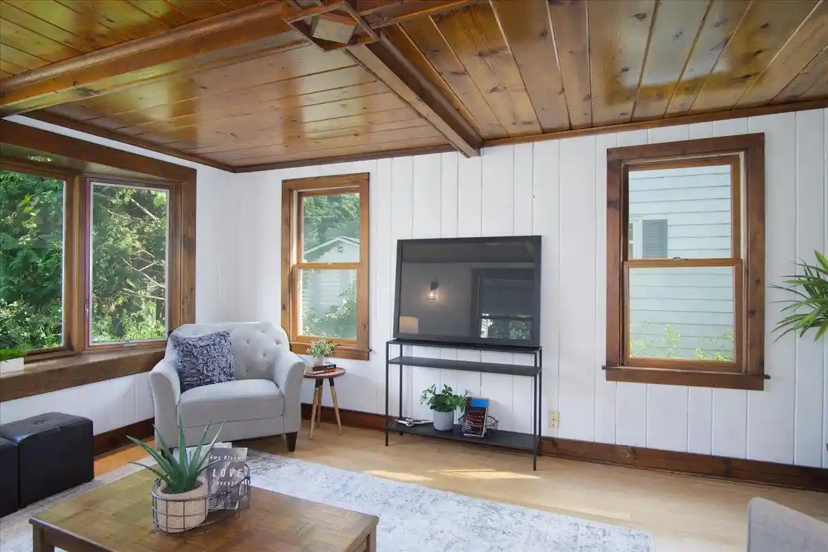 3rd image of 238 Kensington Dr Dr, Madison, WI 53704 | MLS# 2030997