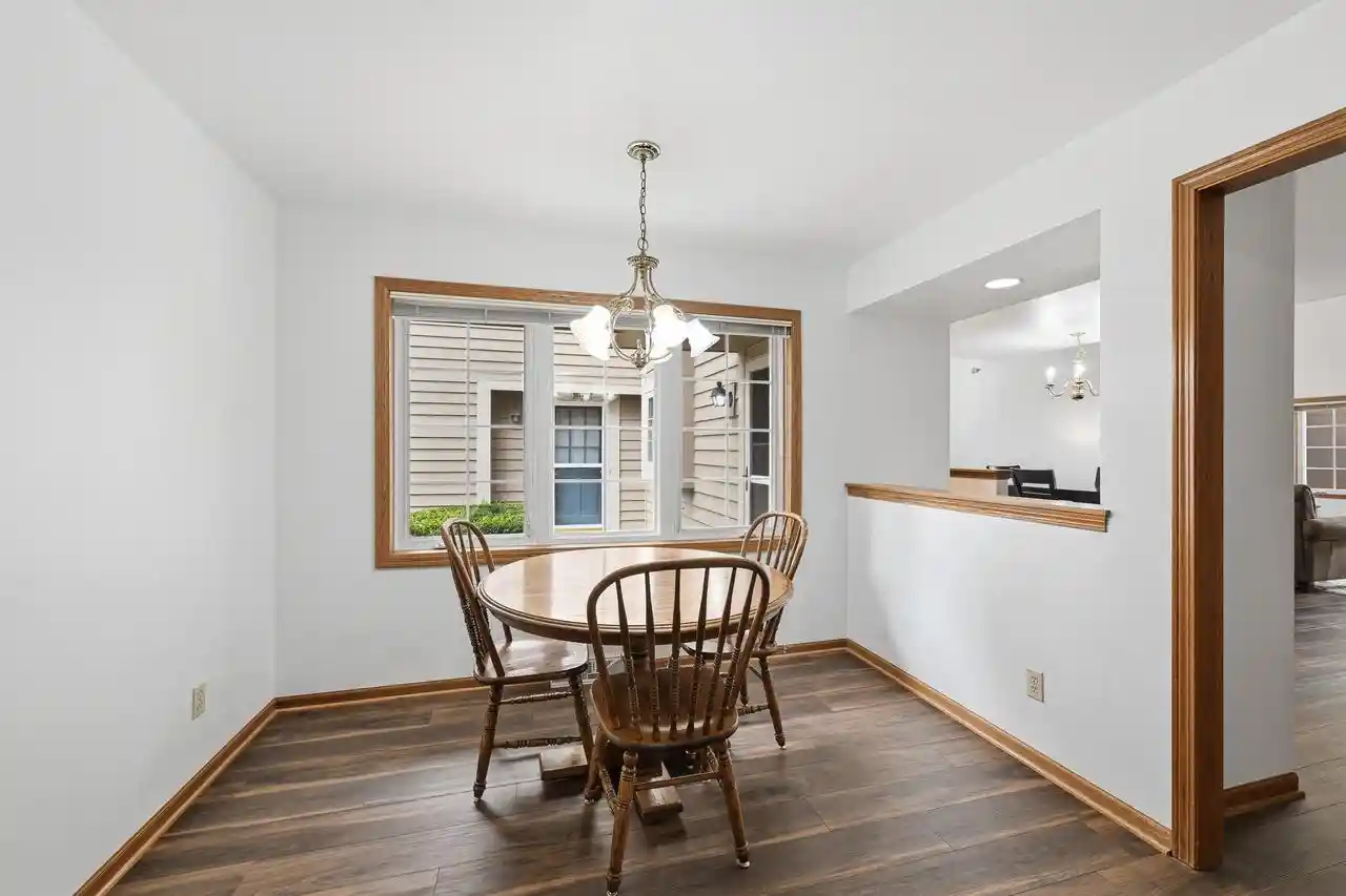 2nd image of 2995 River Birch Dr Dr #G, Brookfield, WI 53045 | MLS# 1977217