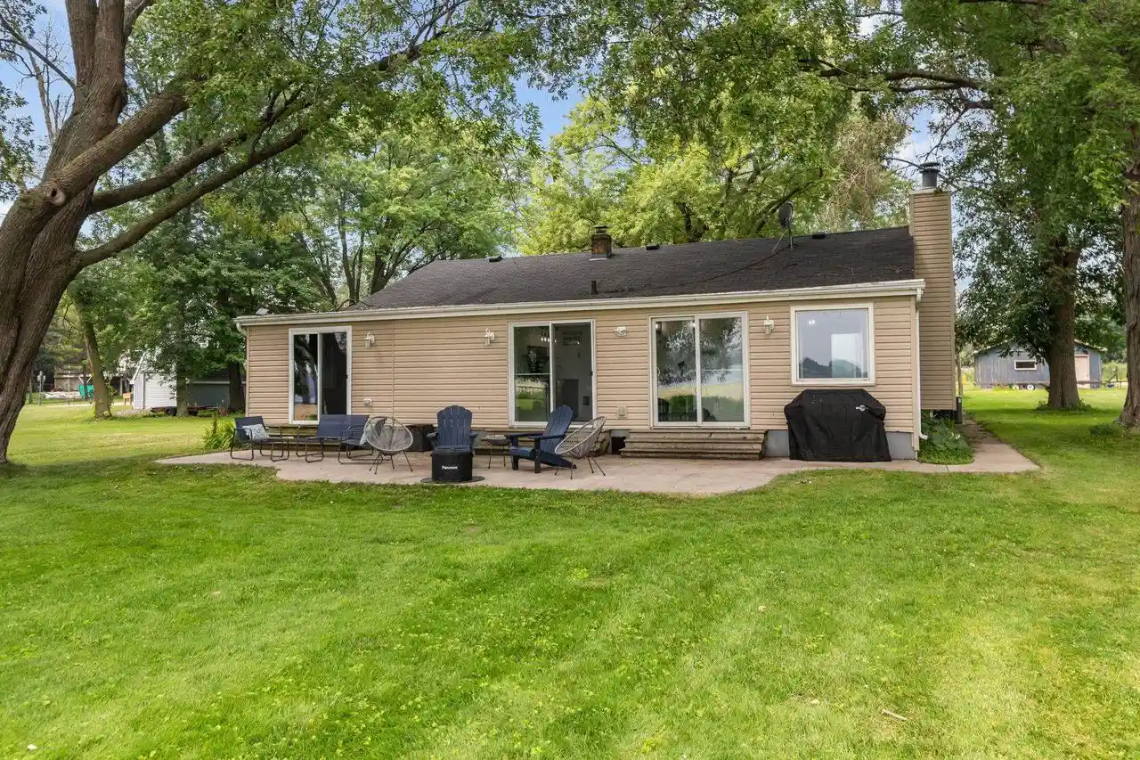 Photo 1 of Single family home for sale at 1583 Butte Des Morts Beach Road Road, Neenah, WI 54956 | MLS# 50331387 | Listing updated on 2026-09-13