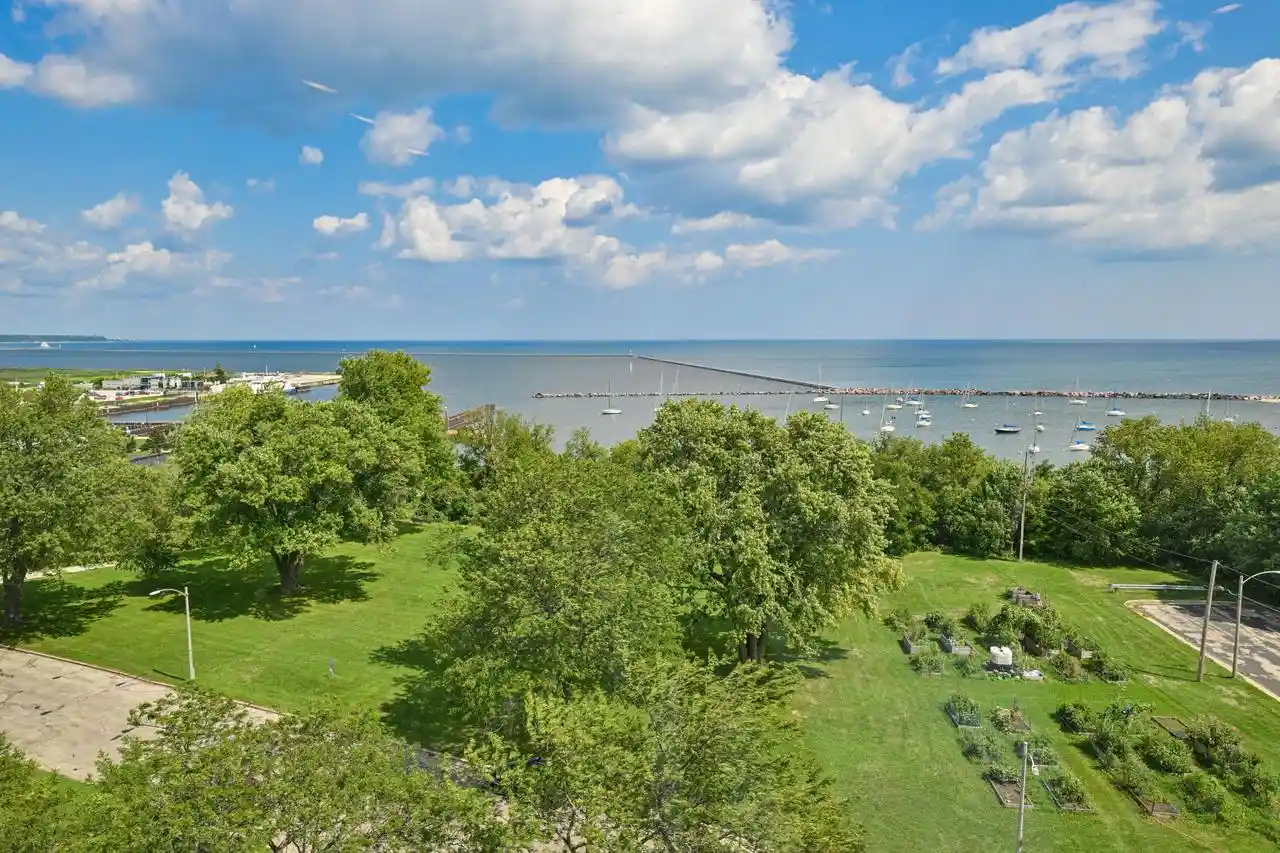 Photo 3 of Condo for sale at 2525 S Shore Dr #8E, Milwaukee, WI 53207 | MLS# 1977225 | Listing updated on 2026-09-11