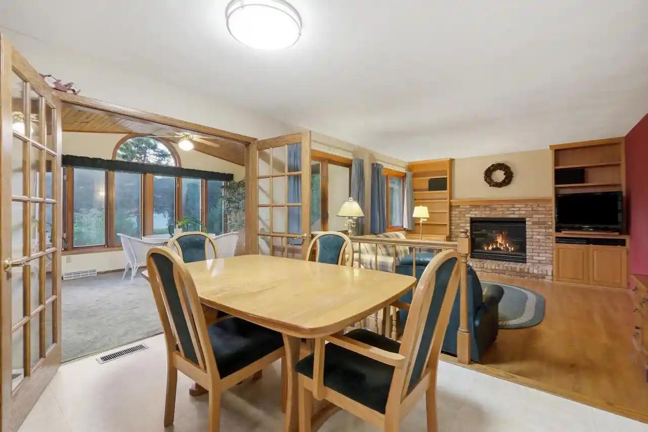 Photo 3 of Sale Pending at 14 W Newhaven Circle Circle, Madison, WI 53717 | MLS# 2031004 | Listing updated on 2026-08-31