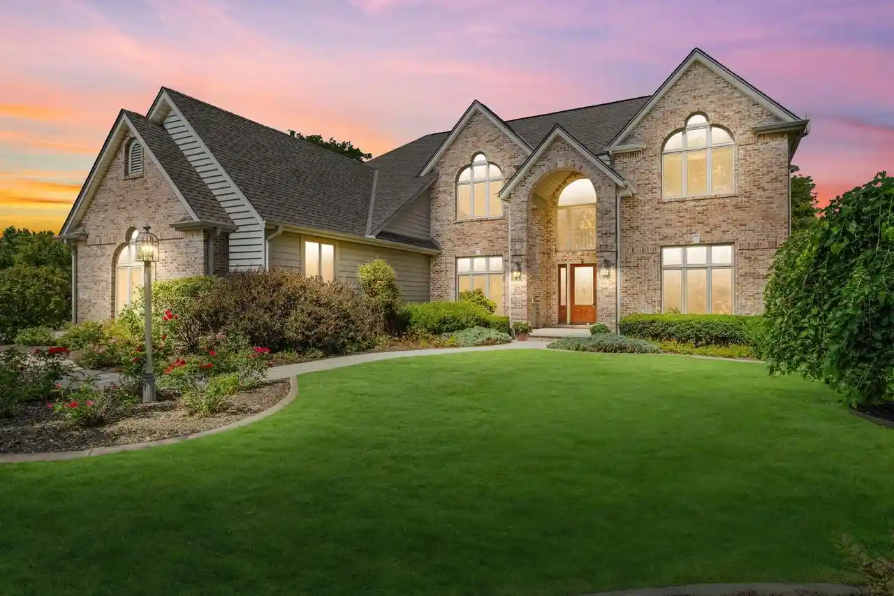 Photo 1 of Single family home for sale at 1228 5 Mile Road Road, Racine, WI 53402 | MLS# 1977227 | Listing updated on 2026-09-18