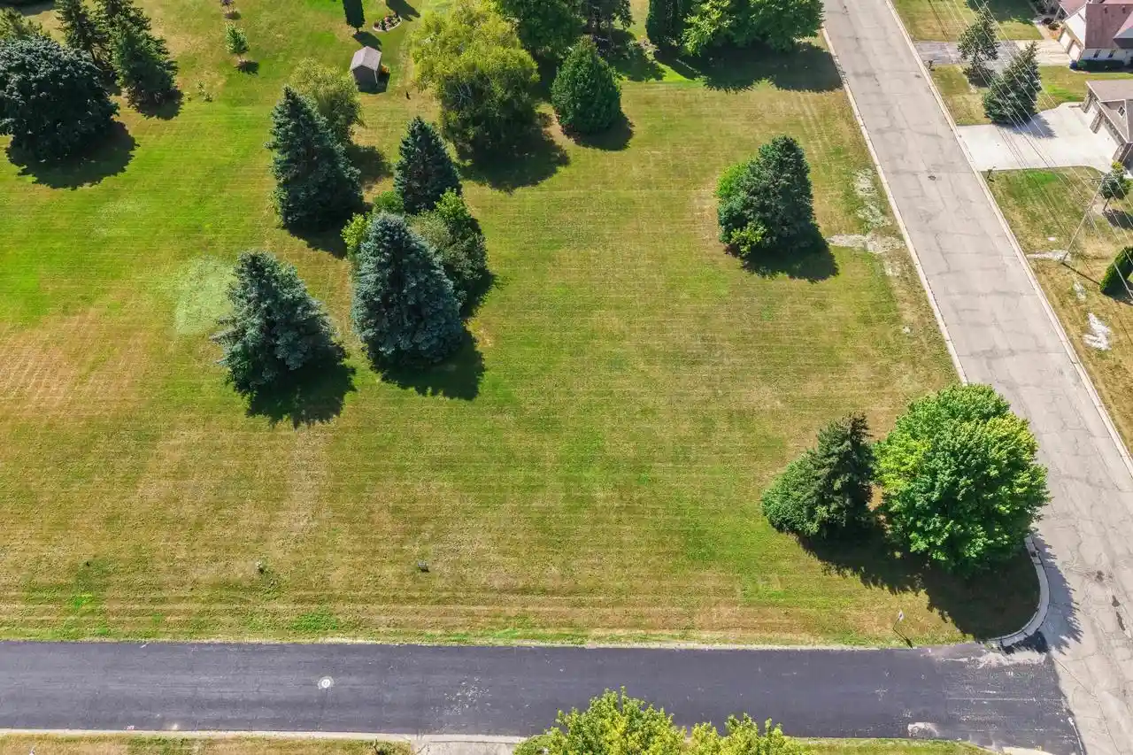 Photo 4 of Land for sale at 5825 Long Court Court, Appleton, WI 54914 | MLS# 50331373 | Listing updated on 2026-08-21