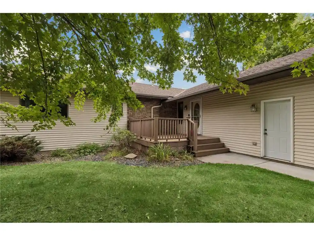 Photo 1 of Single family home for sale at 536 Raider Dr Dr, Hudson, WI 54016 | MLS# 7118425 | Listing updated on 2026-09-22