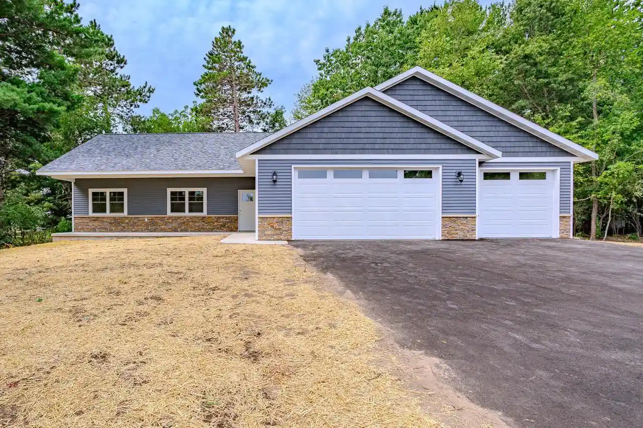 Photo 1 of Single family home for sale at 2805 Barclay Way Way, Weston, WI 54476 | MLS# 22604089 | Listing updated on 2026-09-17