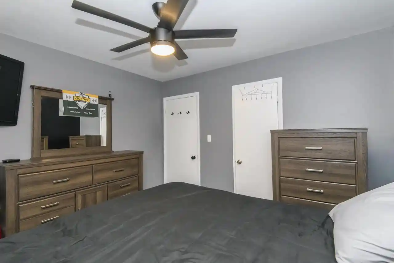 Photo 3 of Single family home for sale at 4042 S 60Th Street Street, Milwaukee, WI 53220 | MLS# 1977231 | Listing updated on 2026-08-28
