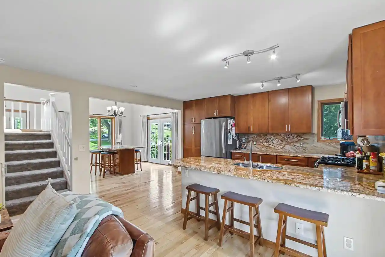 Photo 4 of Single family home for sale at 5591 Huntingwood Way Way, Waunakee, WI 53597 | MLS# 2031008 | Listing updated on 2026-09-06