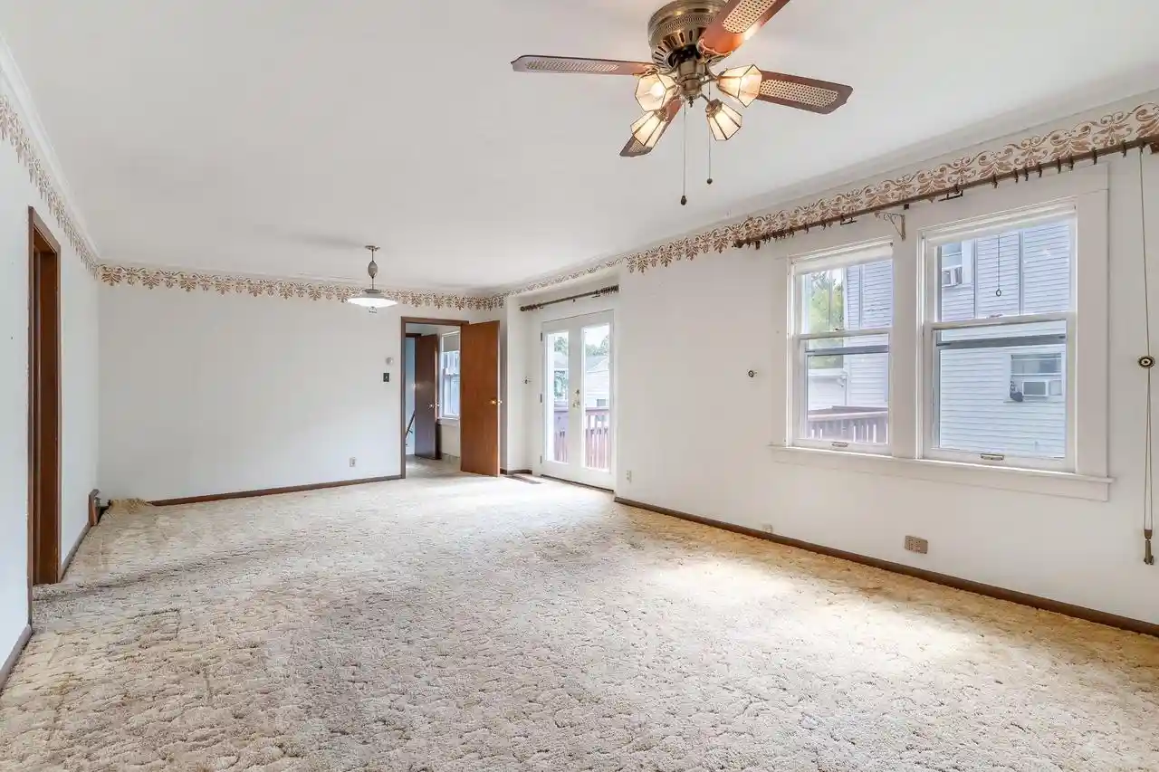 Photo 2 of Single family home for sale at 1004 Elmore Street Street, Green Bay, WI 54303 | MLS# 50331432 | Listing updated on 2026-09-11