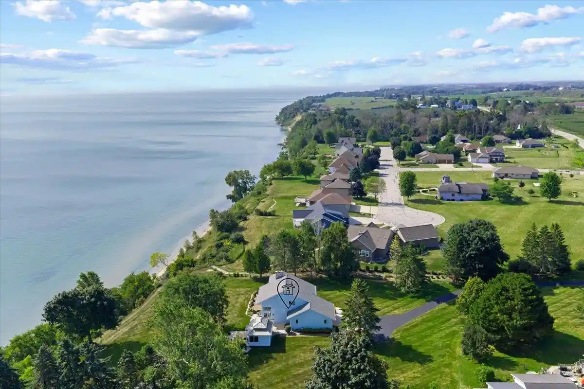 5th image of 1410 Milwaukee Street Street, Kewaunee, WI 54216 | MLS# 50331430