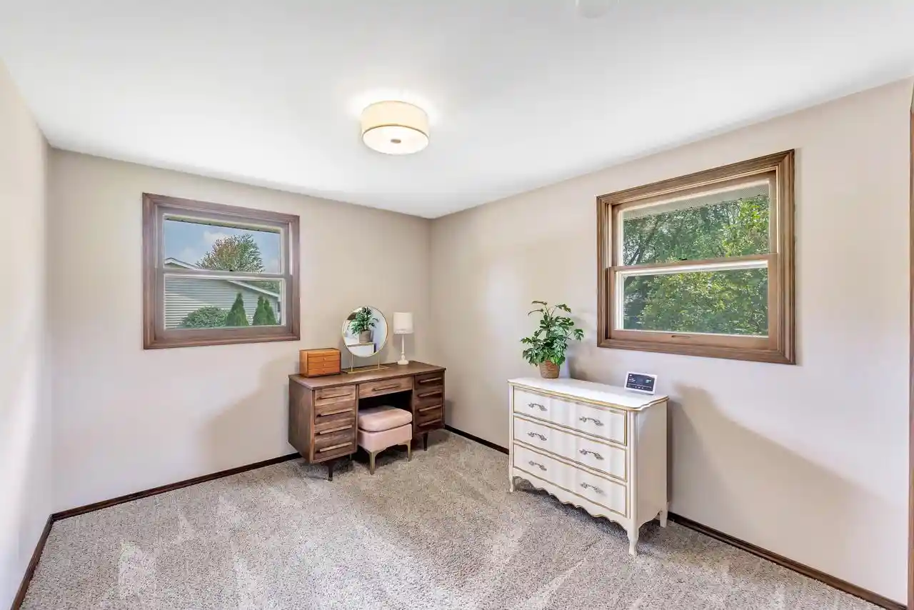 Photo 4 of Single family home for sale at 1125 Stine Way Way, De Pere, WI 54115 | MLS# 50331420 | Listing updated on 2026-08-23