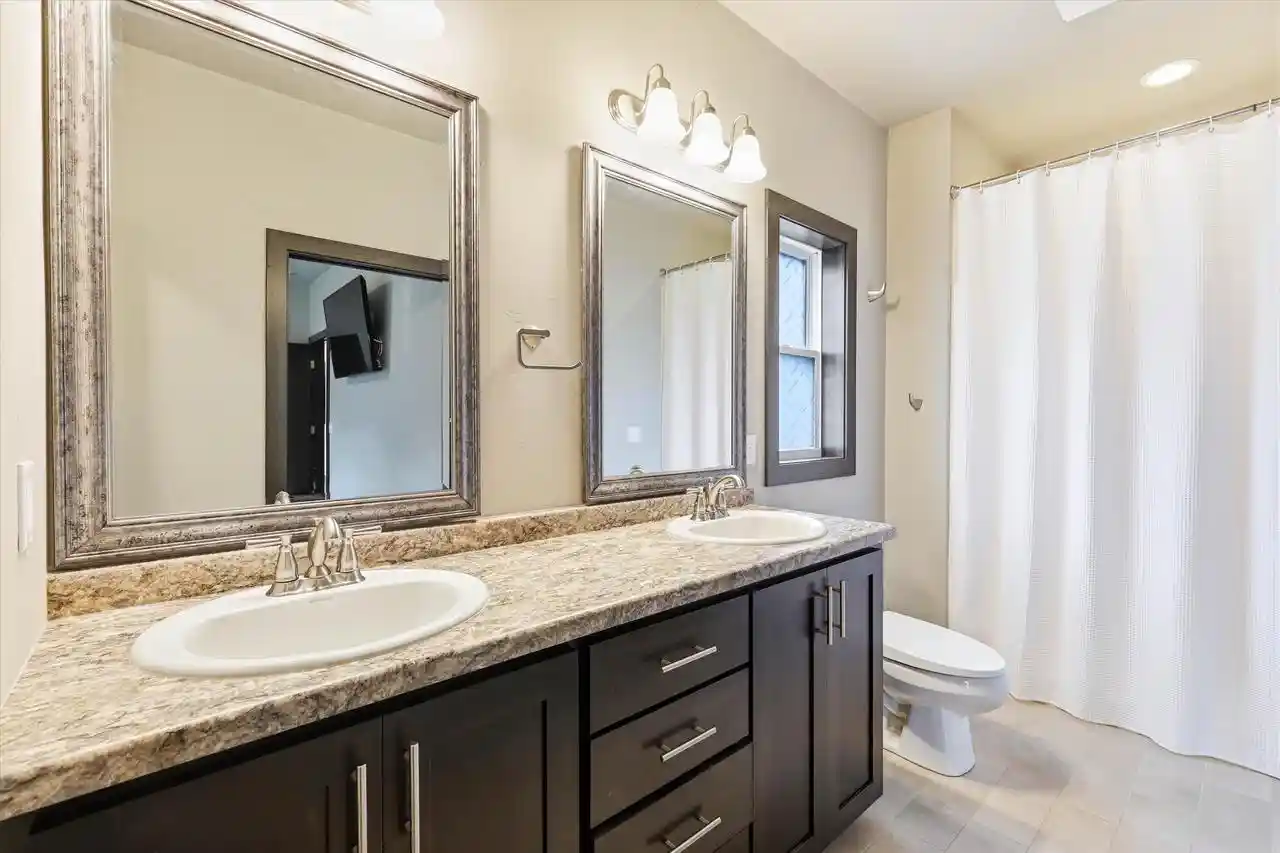 Photo 3 of Single family home for sale at 1616 Orchard Dr Dr, Kaukauna, WI 54130 | MLS# 50331424 | Listing updated on 2026-08-26