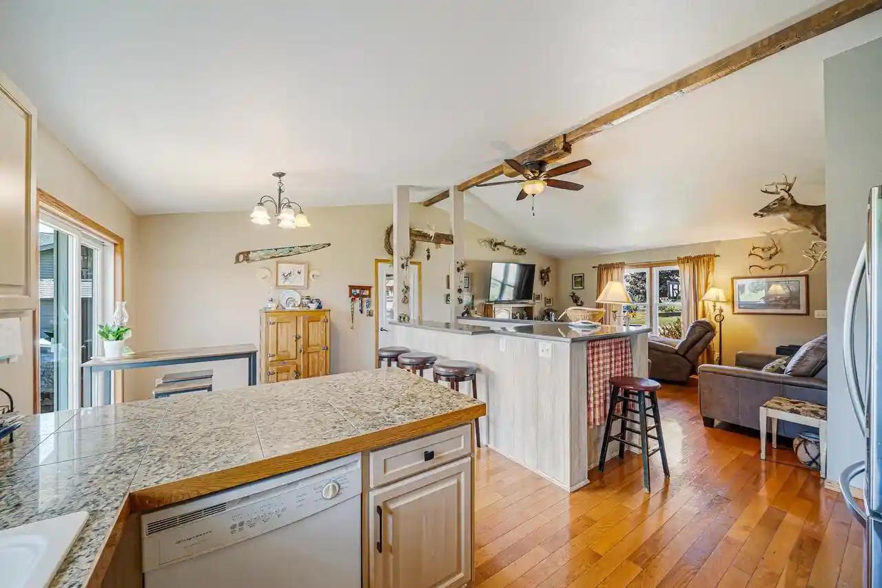 Photo 3 of Single family home for sale at 1024 Calypso Dr Dr, Winneconne, WI 54986 | MLS# 50331414 | Listing updated on 2026-08-23