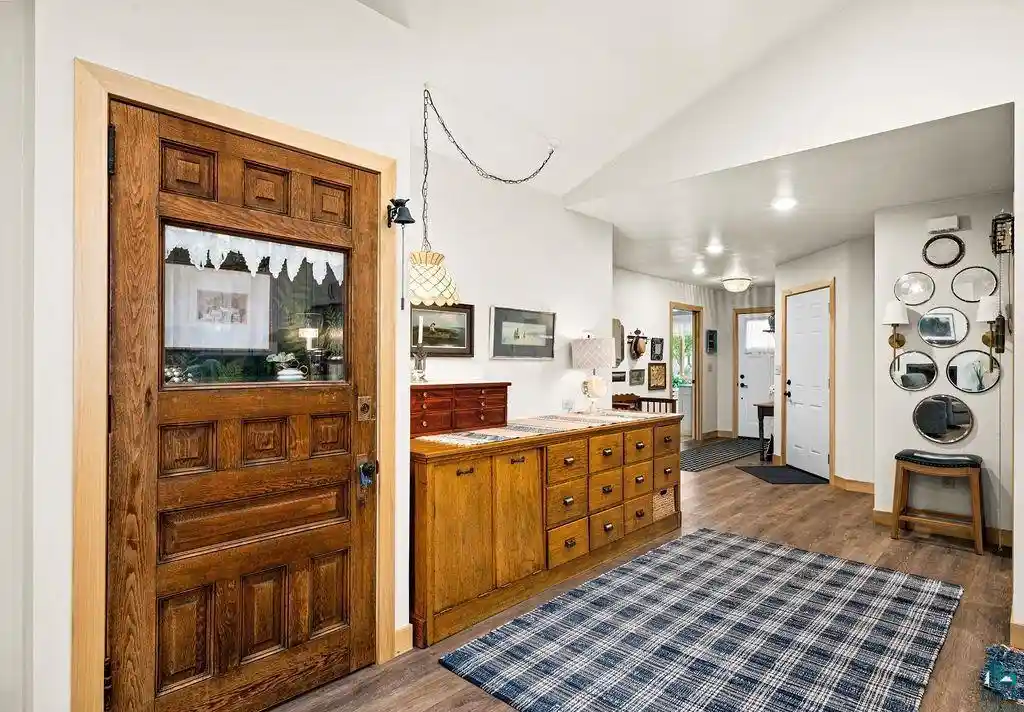 4th image of 33 Billings Ln Ln, Superior, WI 54880 | MLS# 6127506