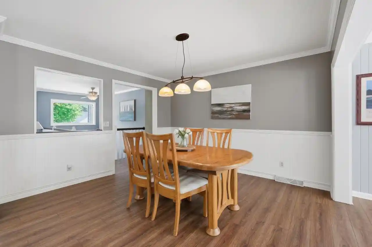 Photo 3 of Single family home for sale at 1182 Broadway Dr Dr, Sun Prairie, WI 53590 | MLS# 2031015 | Listing updated on 2026-08-31