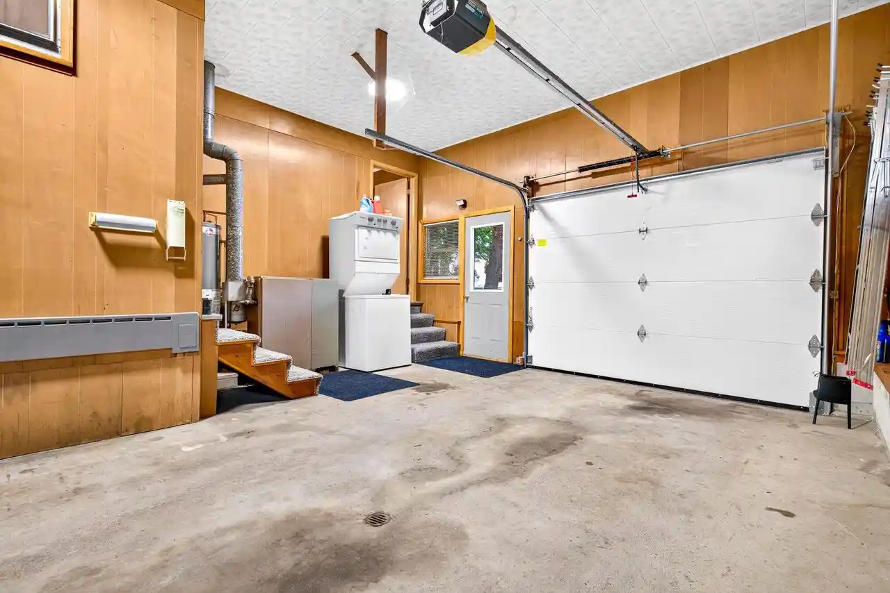 3rd image of 7244 County Road H, Fremont, WI 54940 | MLS# 50331452