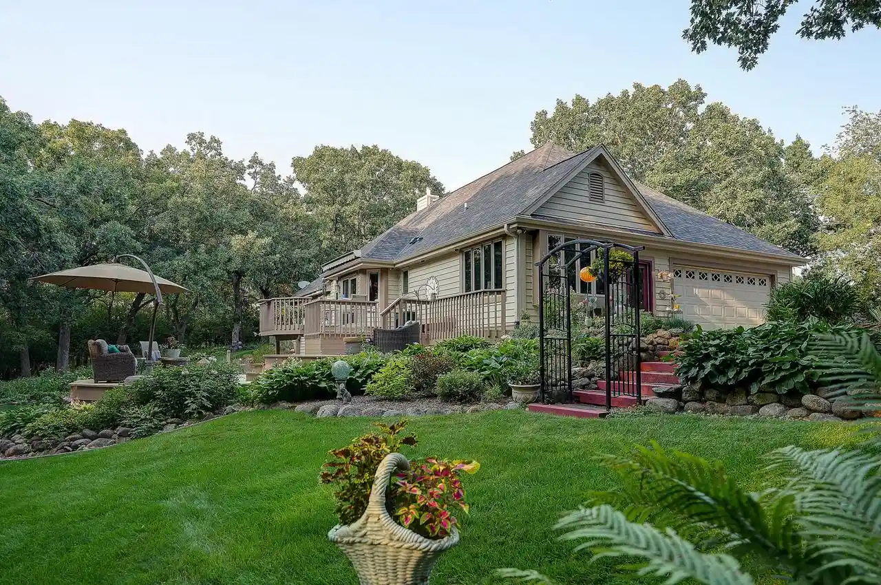Photo 2 of Sale Pending at 493 Lillian Court Court, Delafield, WI 53018 | MLS# 1977269 | Listing updated on 2026-09-01