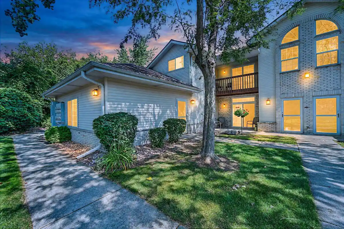 Photo 1 of Condo for sale at 6115 S Creekside Dr Dr #12, Cudahy, WI 53110 | MLS# 1977278 | Listing updated on 2026-08-24