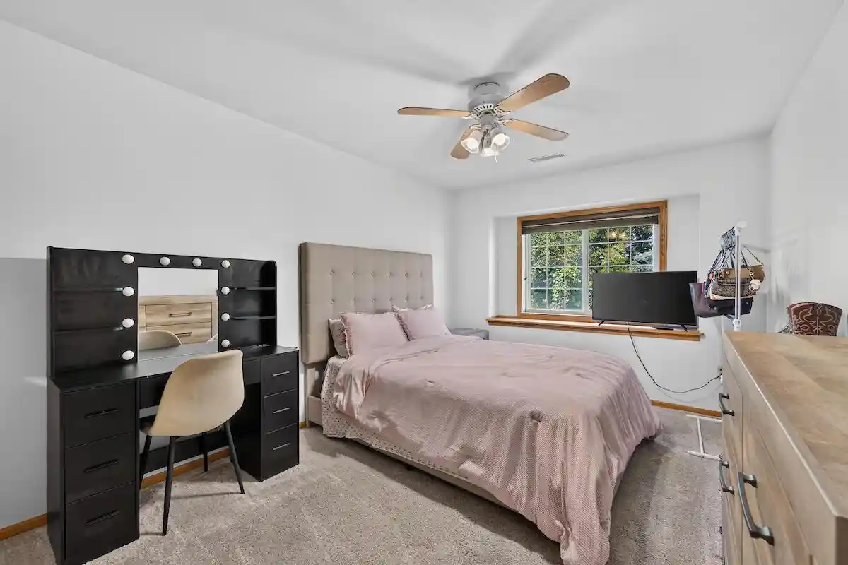 Photo 3 of Condo for sale at 6115 S Creekside Dr Dr #12, Cudahy, WI 53110 | MLS# 1977278 | Listing updated on 2026-08-24