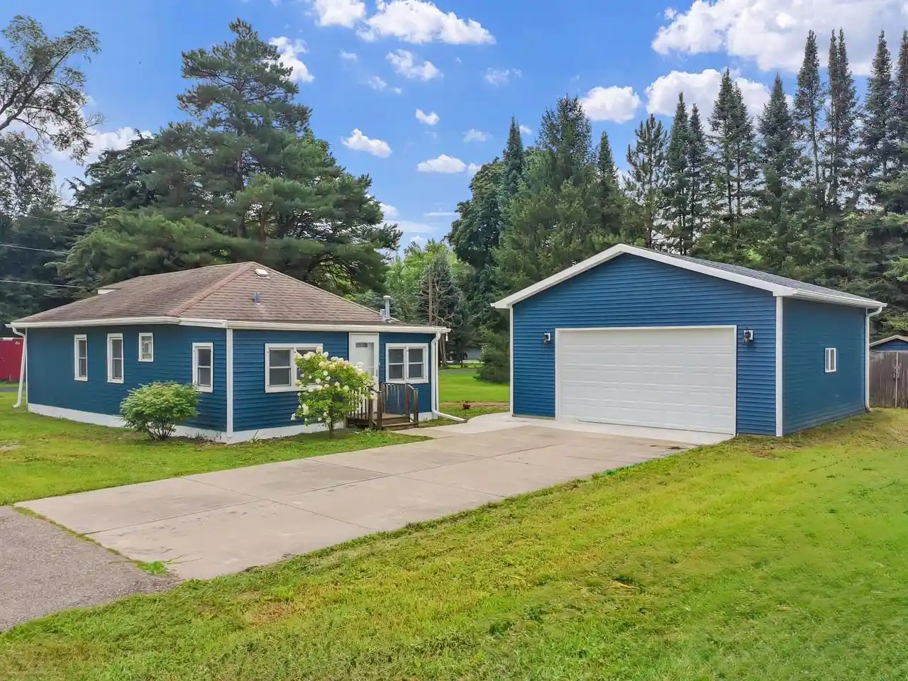 1st image of N1461 Jasmine Dr Dr, Genoa City, WI 53128 | MLS# 1977283