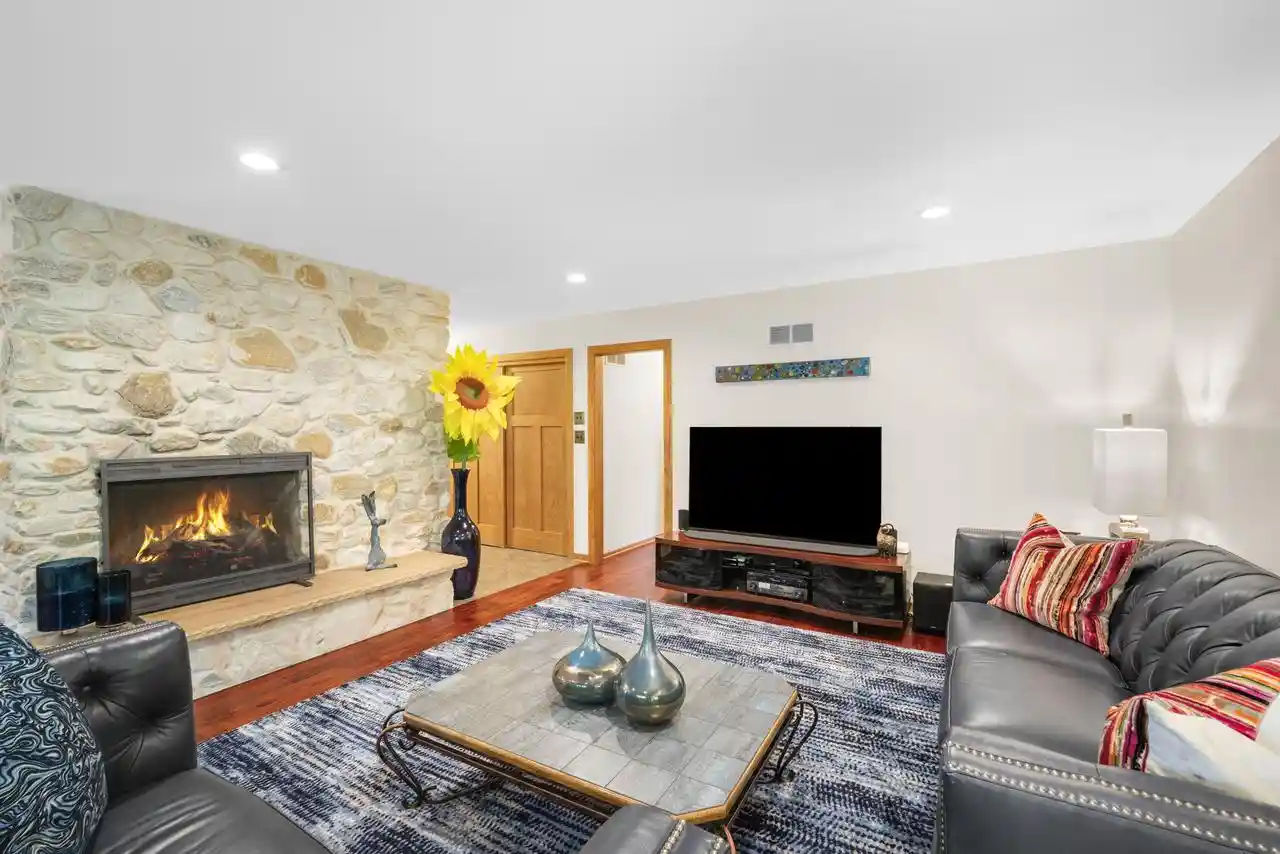 3rd image of W74N755 Spruce Avenue Avenue, Cedarburg, WI 53012 | MLS# 1977289