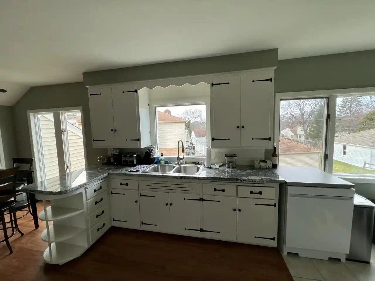 2nd image of 2105 Ludington Avenue Avenue #2107, Wauwatosa, WI 53226 | MLS# 1977297