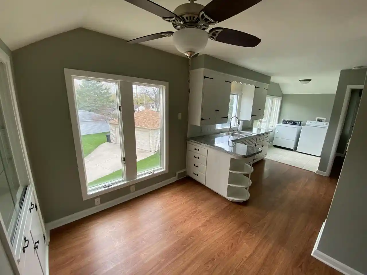 4th image of 2105 Ludington Ave Ave, Wauwatosa, WI 53226