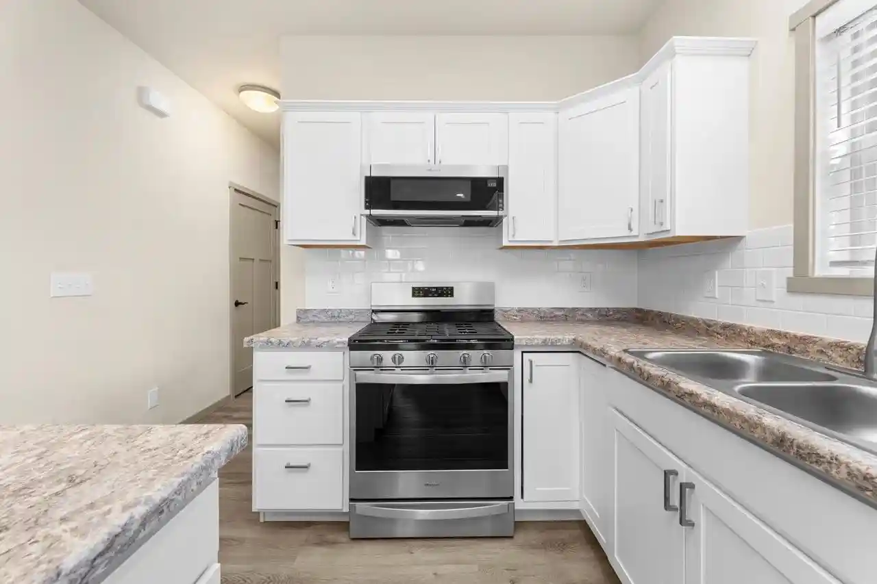 2nd image of 1800 Prairie Pl Pl #4, Holmen, WI 54636 | MLS# 1977300