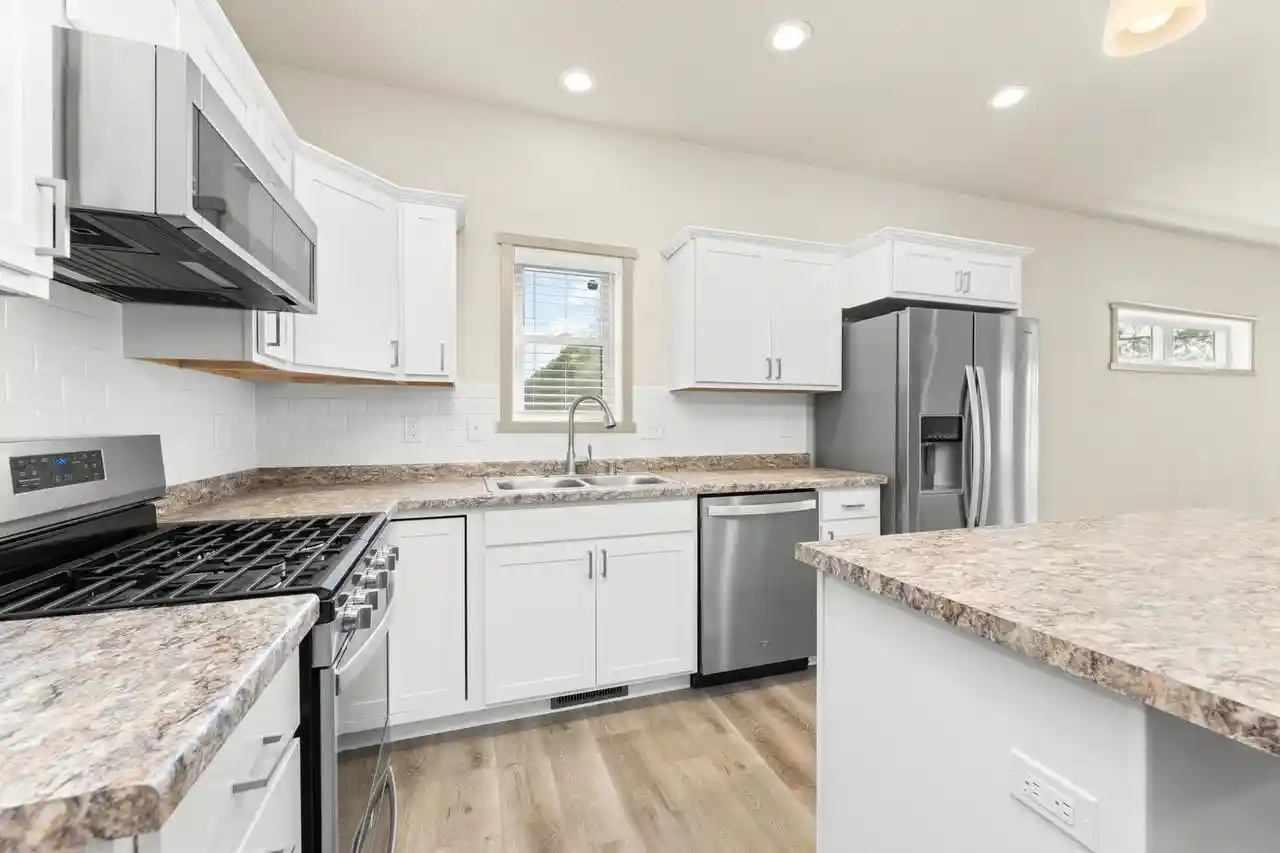 4th image of 1800 Prairie Pl Pl, Holmen, WI 54636