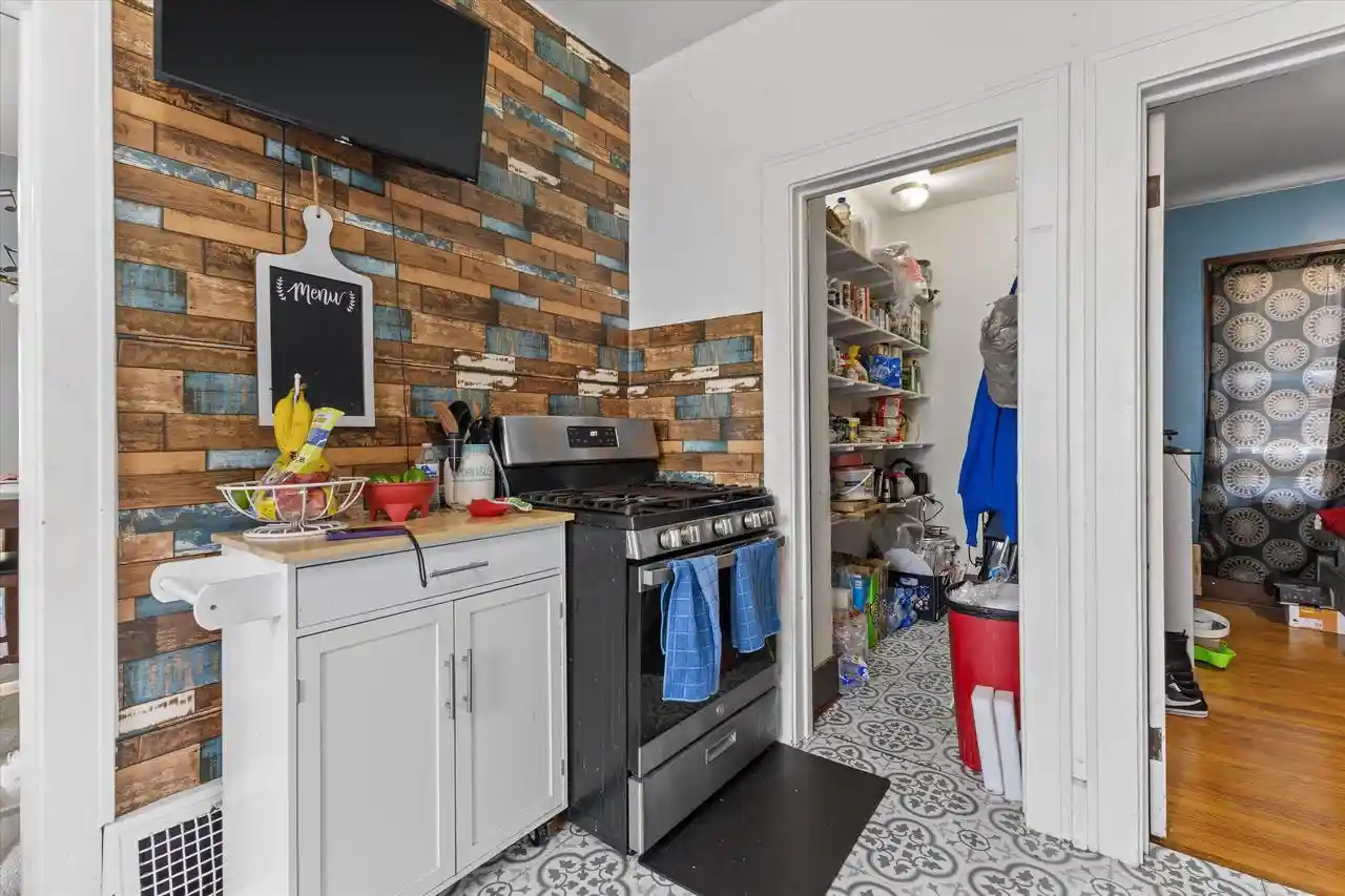 5th image of 1515 Lombard Avenue Avenue, Racine, WI 53402 | MLS# 1977312