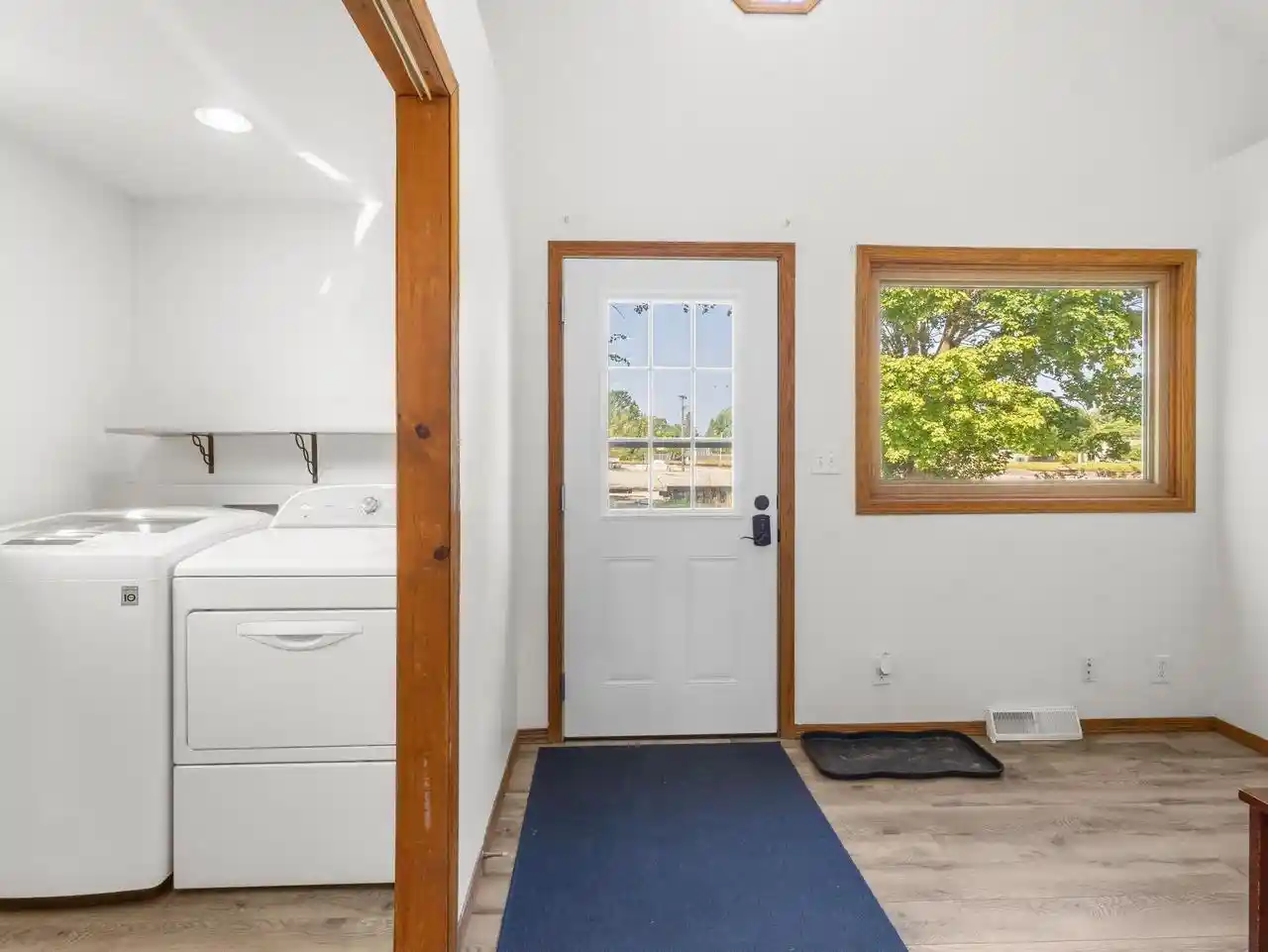Photo 4 of Single family home for sale at 1141 State Street Street, Marinette, WI 54143 | MLS# 50331480 | Listing updated on 2026-09-09