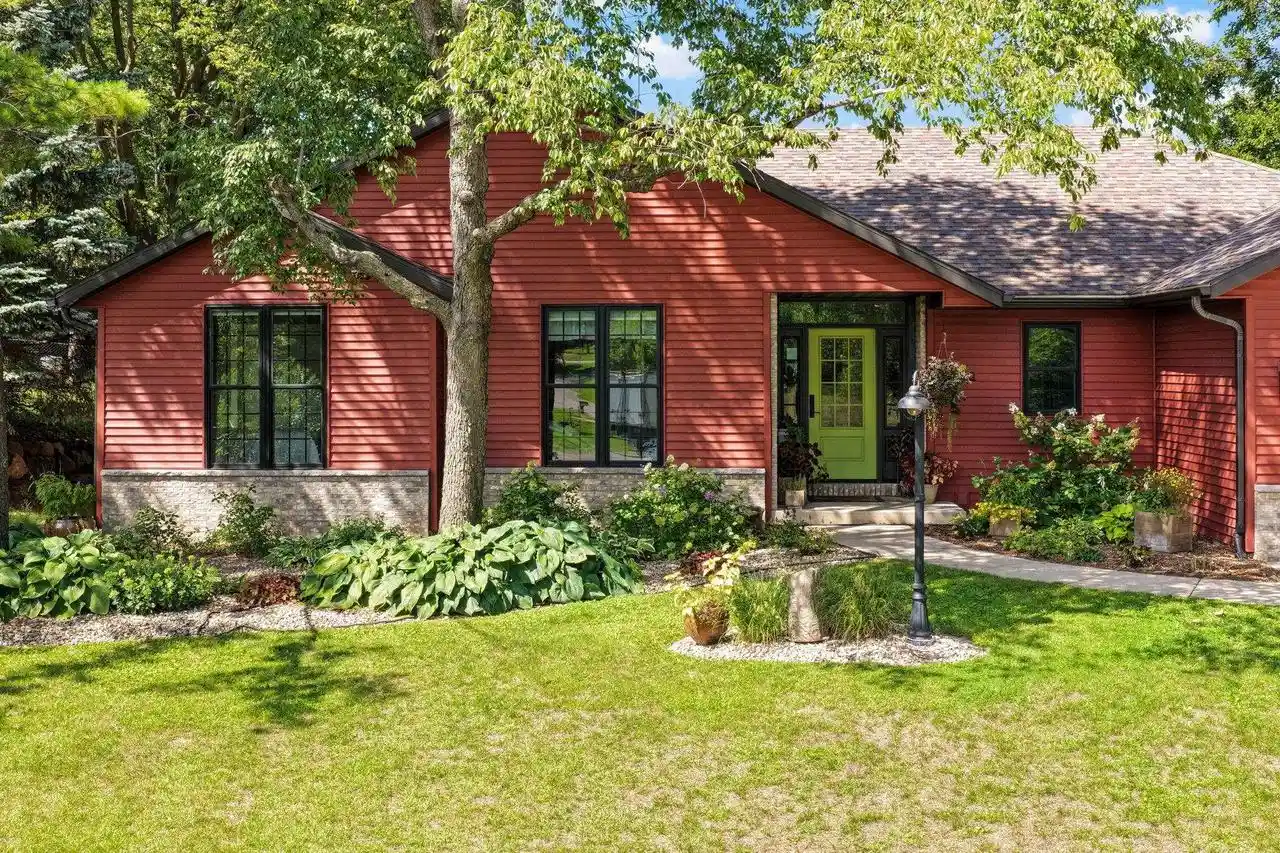 Photo 1 of Single family home for sale at 1828 Lake View Terrace Terrace, Stoughton, WI 53589 | MLS# 2031039 | Listing updated on 2026-09-18