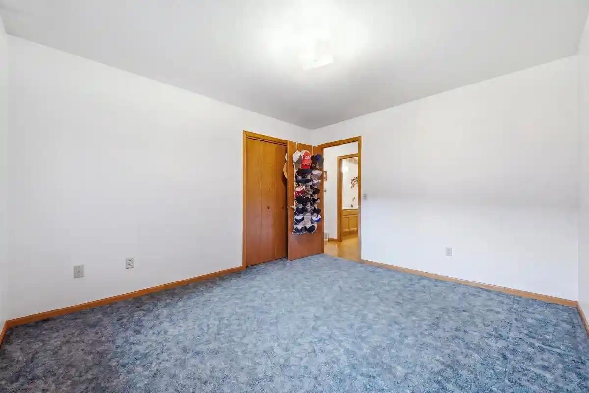 2nd image of 8996 Lincoln Avenue Avenue, Marshfield, WI 54449 | MLS# 22604103